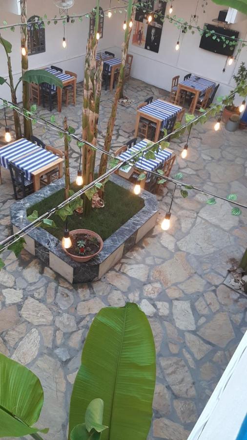 1989 Hotel Sebat Çeşme Exterior foto